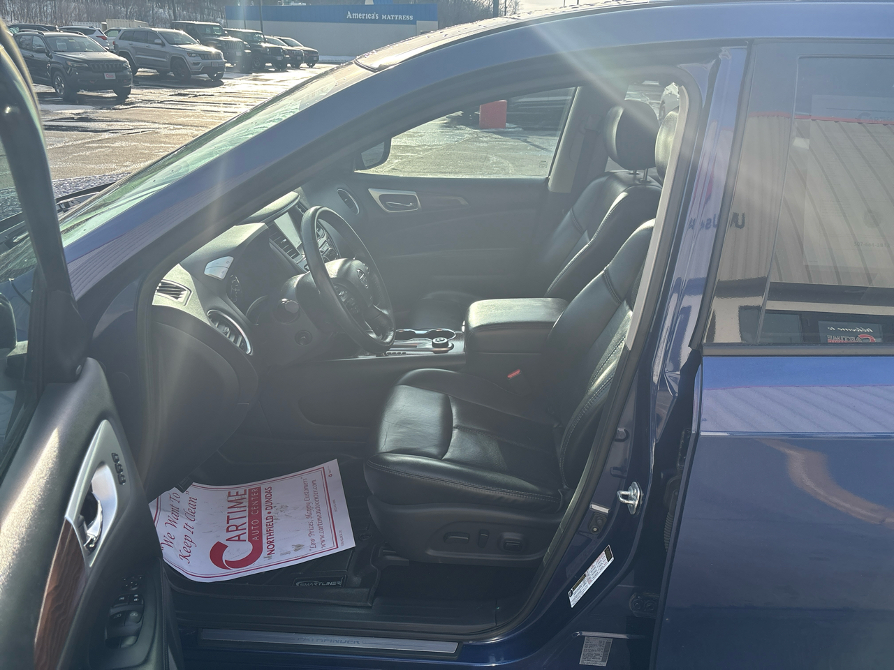 Nissan Pathfinder Platinum 4WD 2017