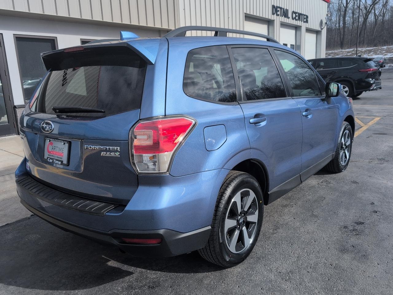 Subaru Forester 2.5i Premium PZEV CVT 2017