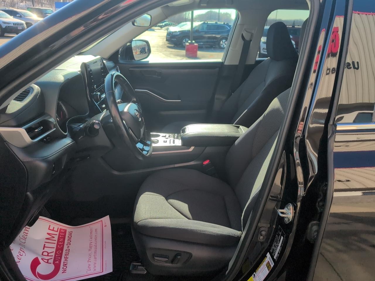 Toyota Highlander LE AWD V6 2020