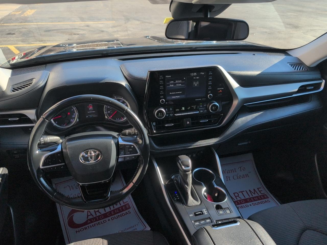 Toyota Highlander LE AWD V6 2020