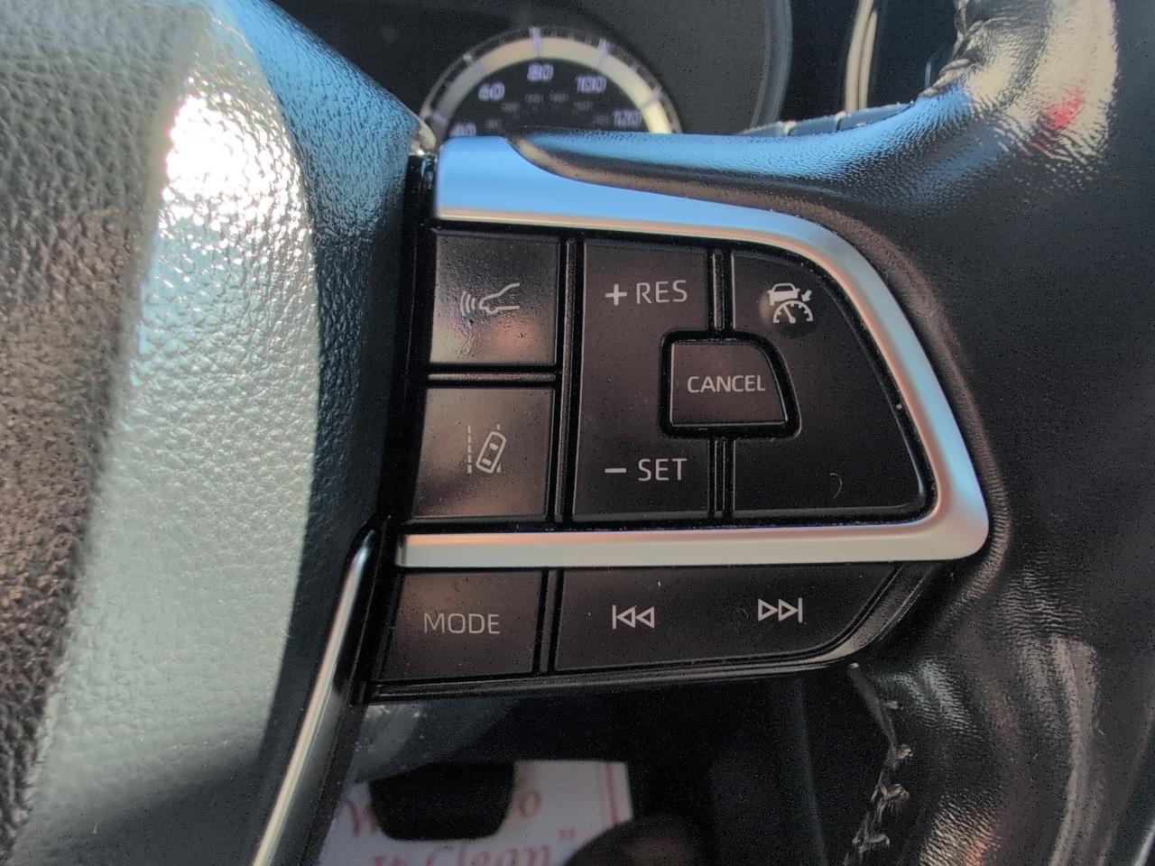 Toyota Highlander LE AWD V6 2020