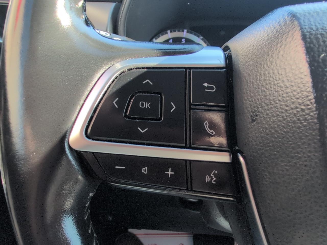 Toyota Highlander LE AWD V6 2020