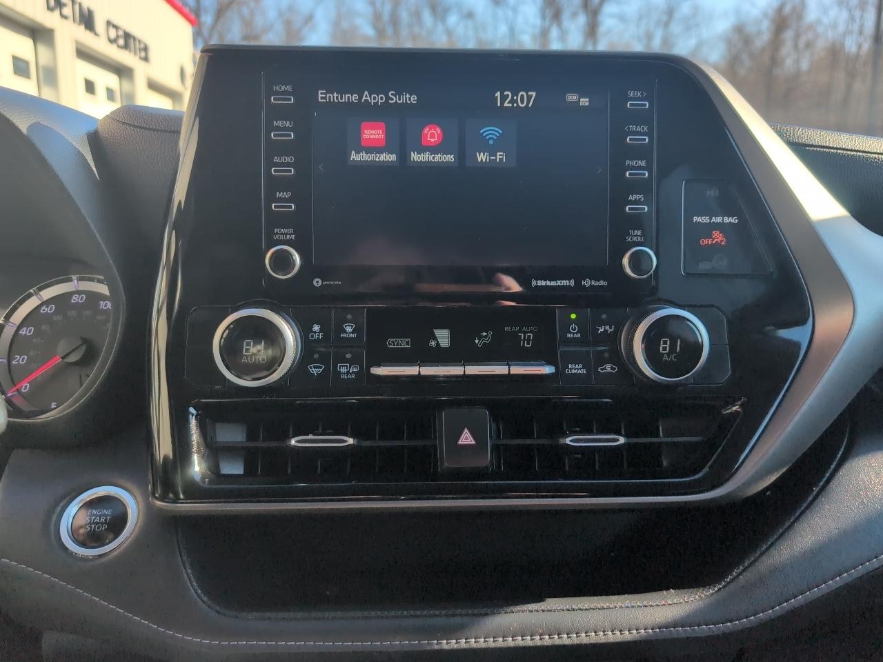 Toyota Highlander LE AWD V6 2020