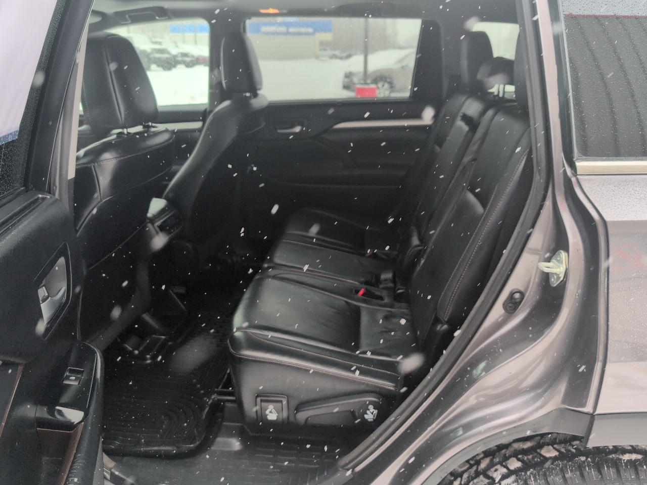 Toyota Highlander XLE AWD V6 2015