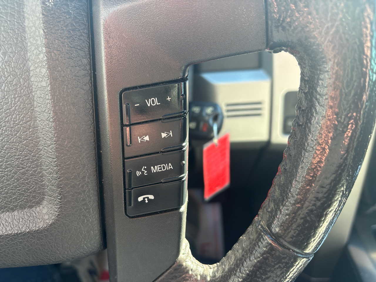 Ford F-150 Platinum SuperCrew 6.5-ft. Bed 4WD 2014