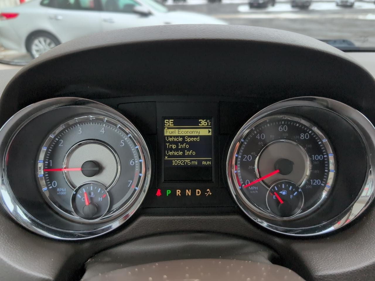 Chrysler Town & Country Touring 2016