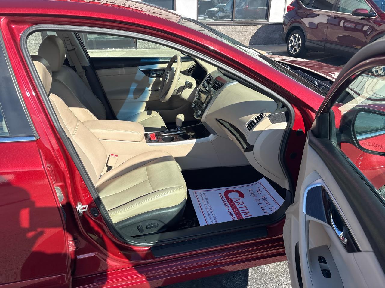 Nissan Altima 2.5 SV 2015