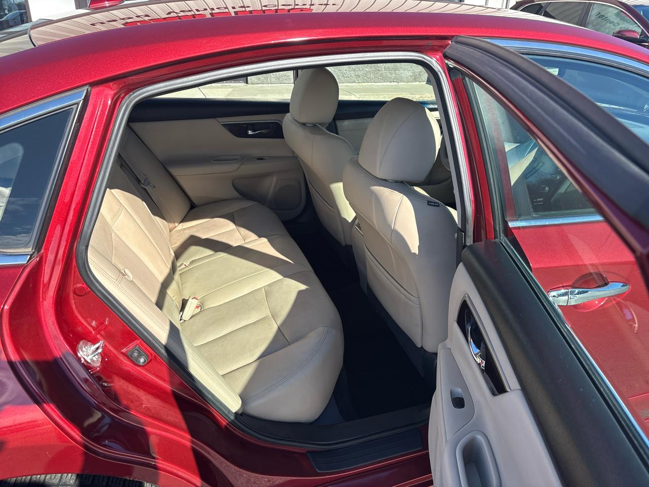 Nissan Altima 2.5 SV 2015