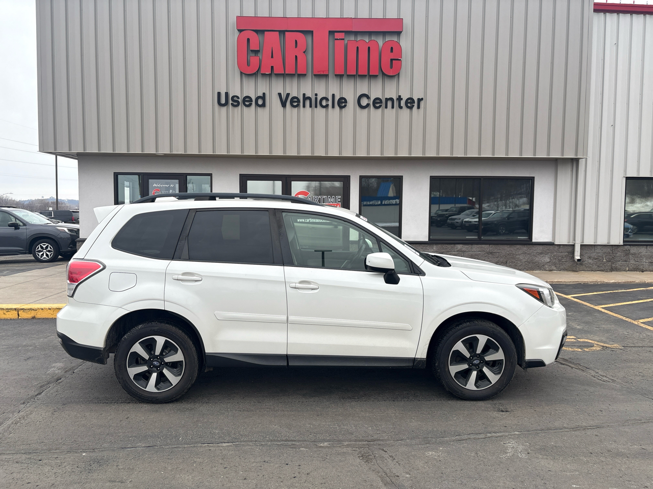 Subaru Forester 2.5i Premium PZEV CVT 2017