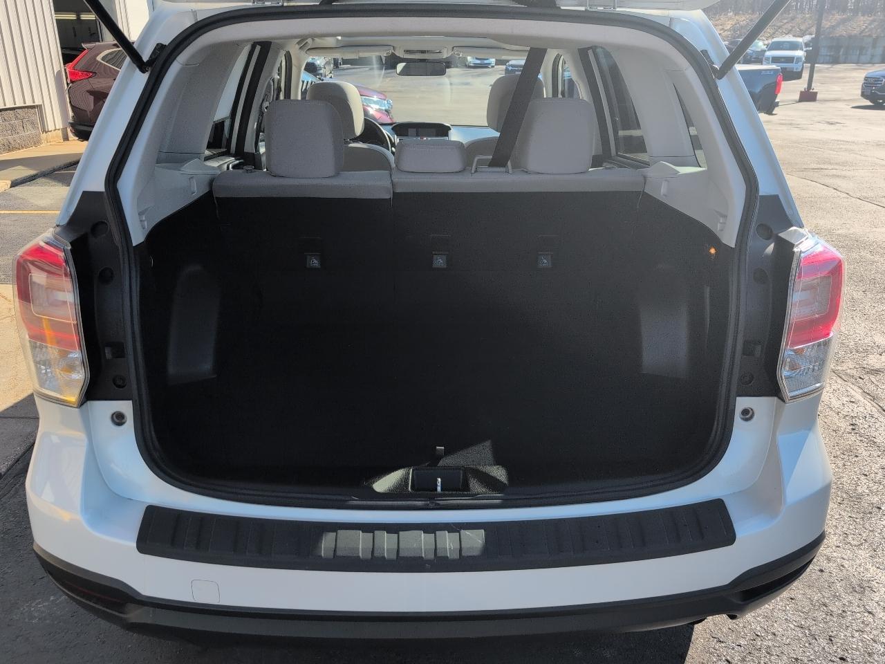 Subaru Forester 2.5i Premium PZEV CVT 2017