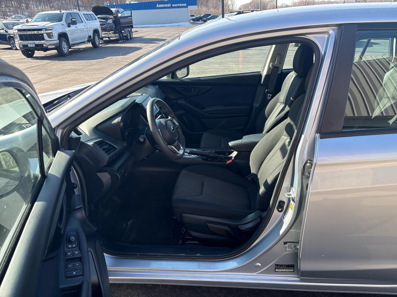 Subaru Impreza 2.0i CVT 5-Door 2022