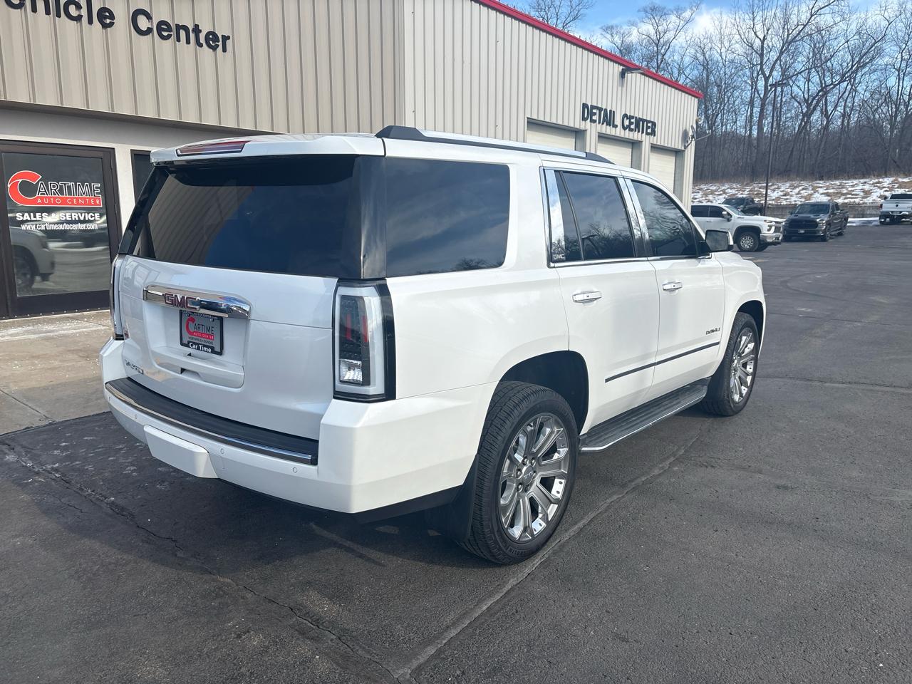 GMC Yukon Denali 4WD 2016