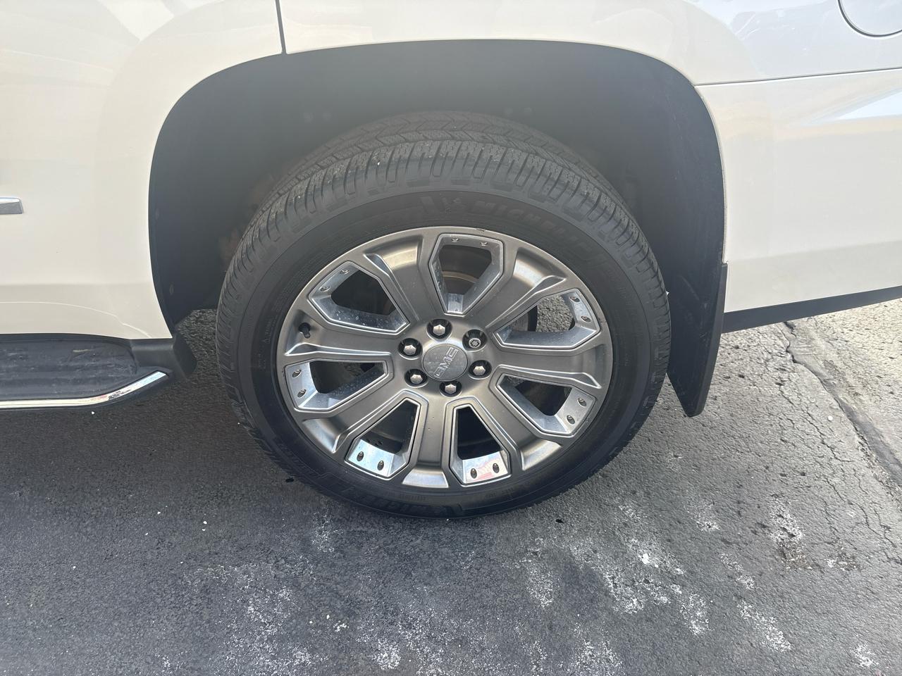 GMC Yukon Denali 4WD 2016