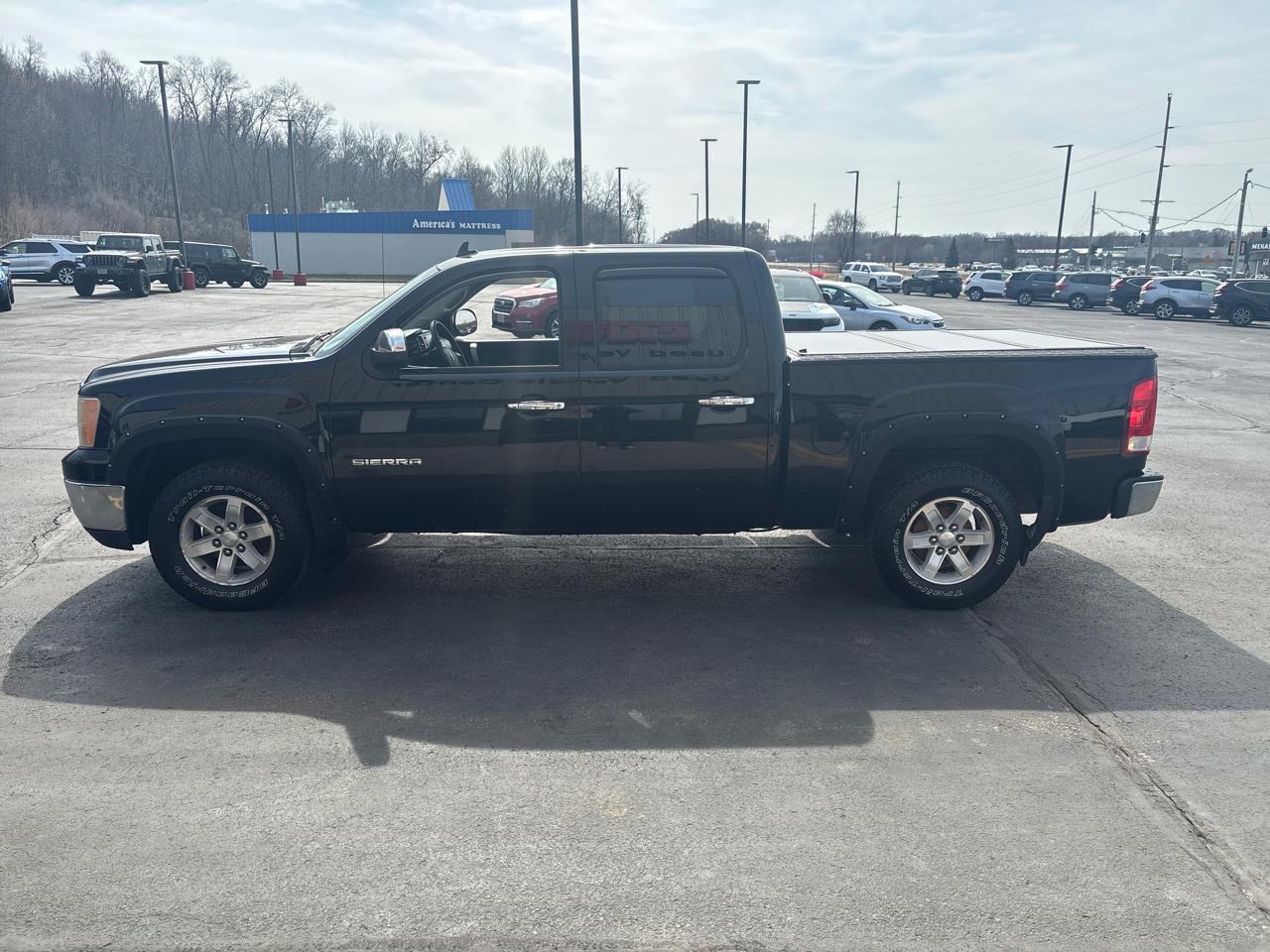 GMC Sierra 1500 SLE Crew Cab 4WD 2013