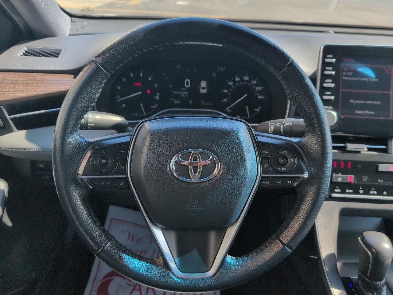 Toyota Avalon XLE 2021