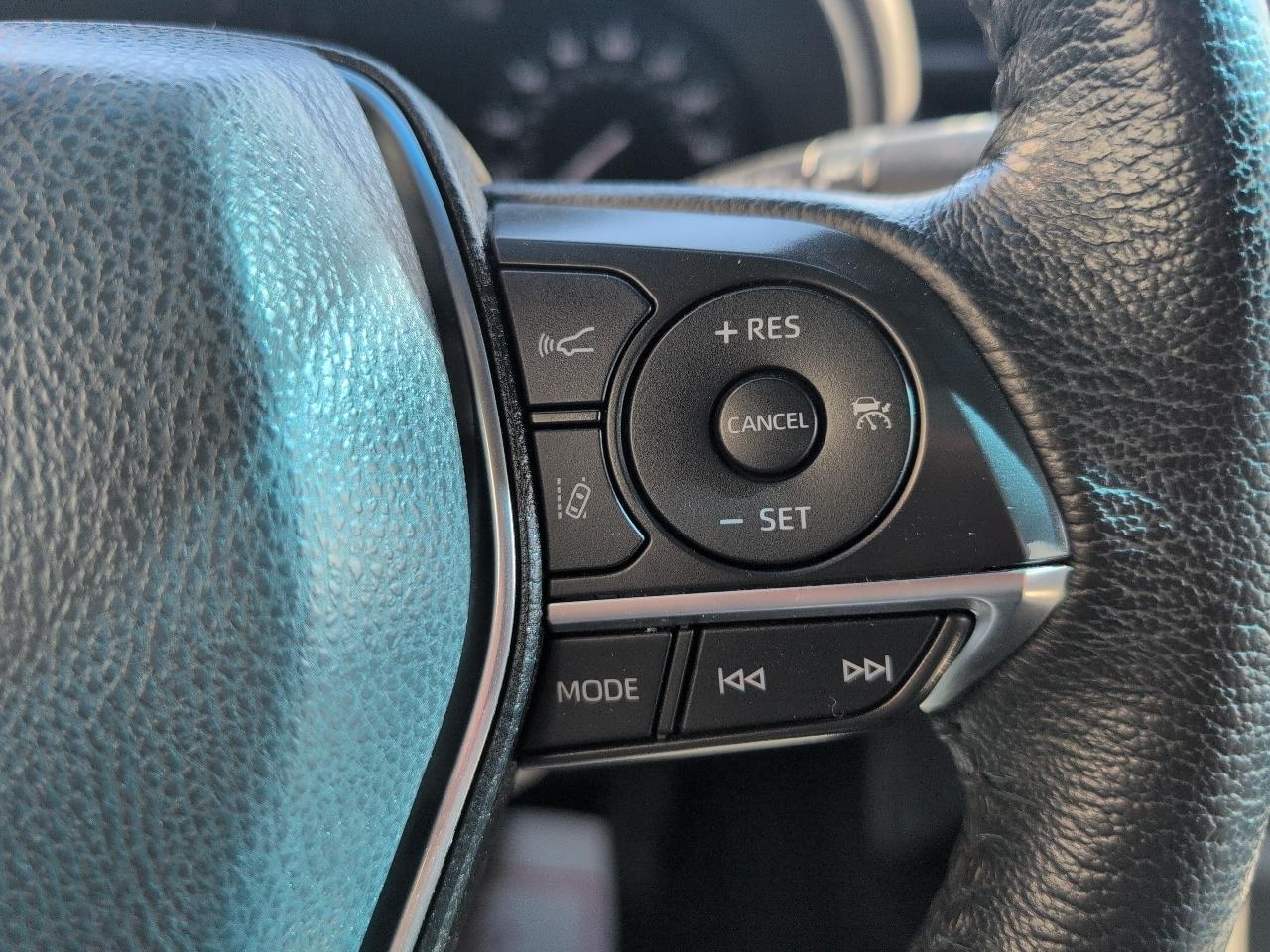 Toyota Avalon XLE 2021