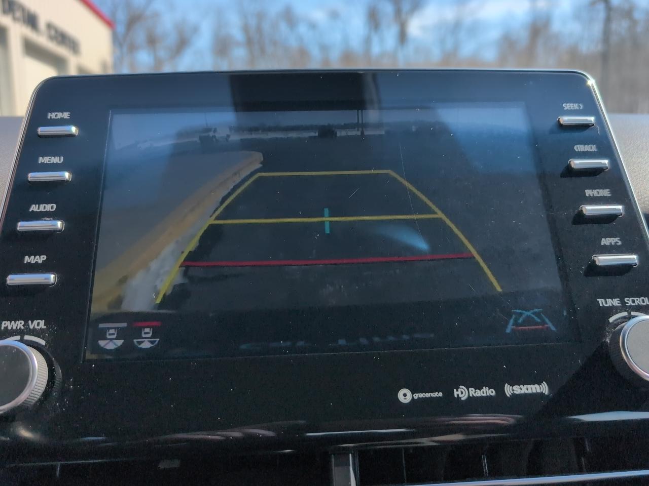 Toyota Avalon XLE 2021