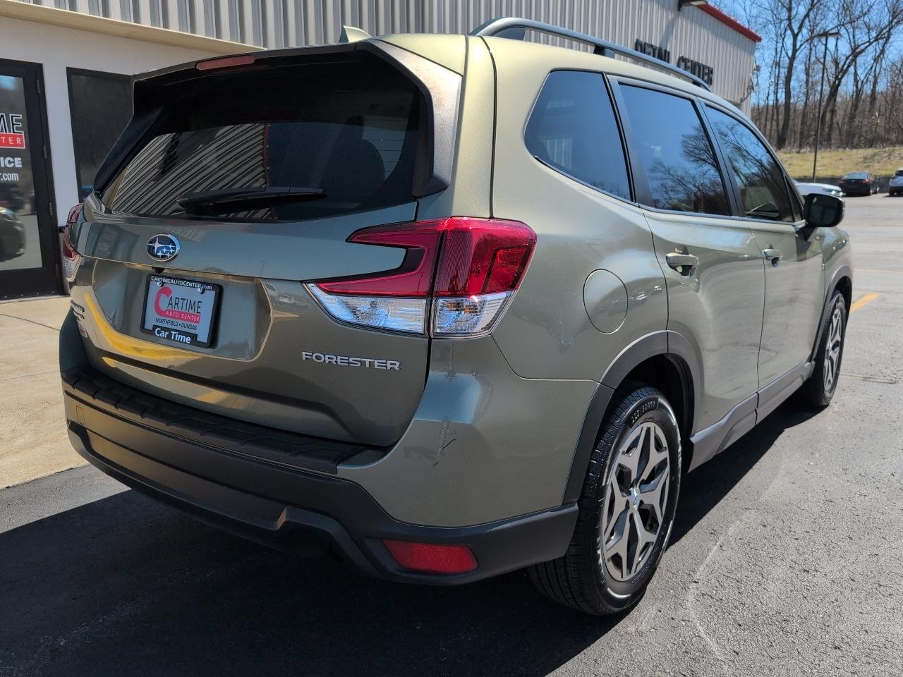 Subaru Forester Premium AWD 2020