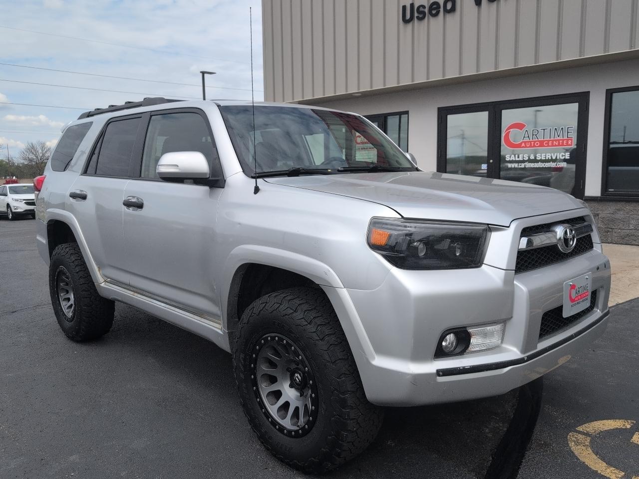 Toyota 4Runner Limited V6 4WD 2013