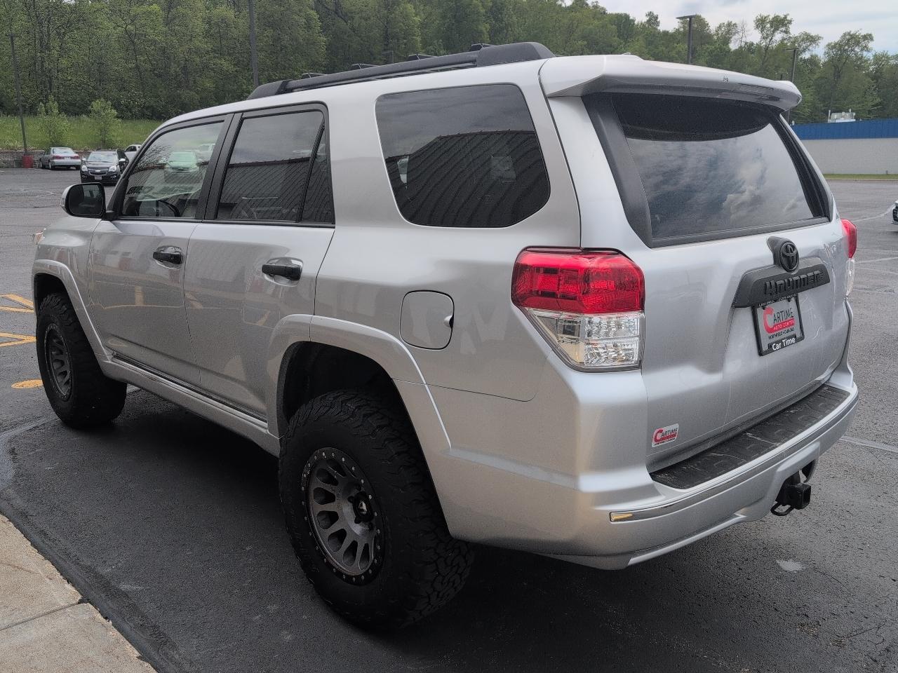 Toyota 4Runner Limited V6 4WD 2013
