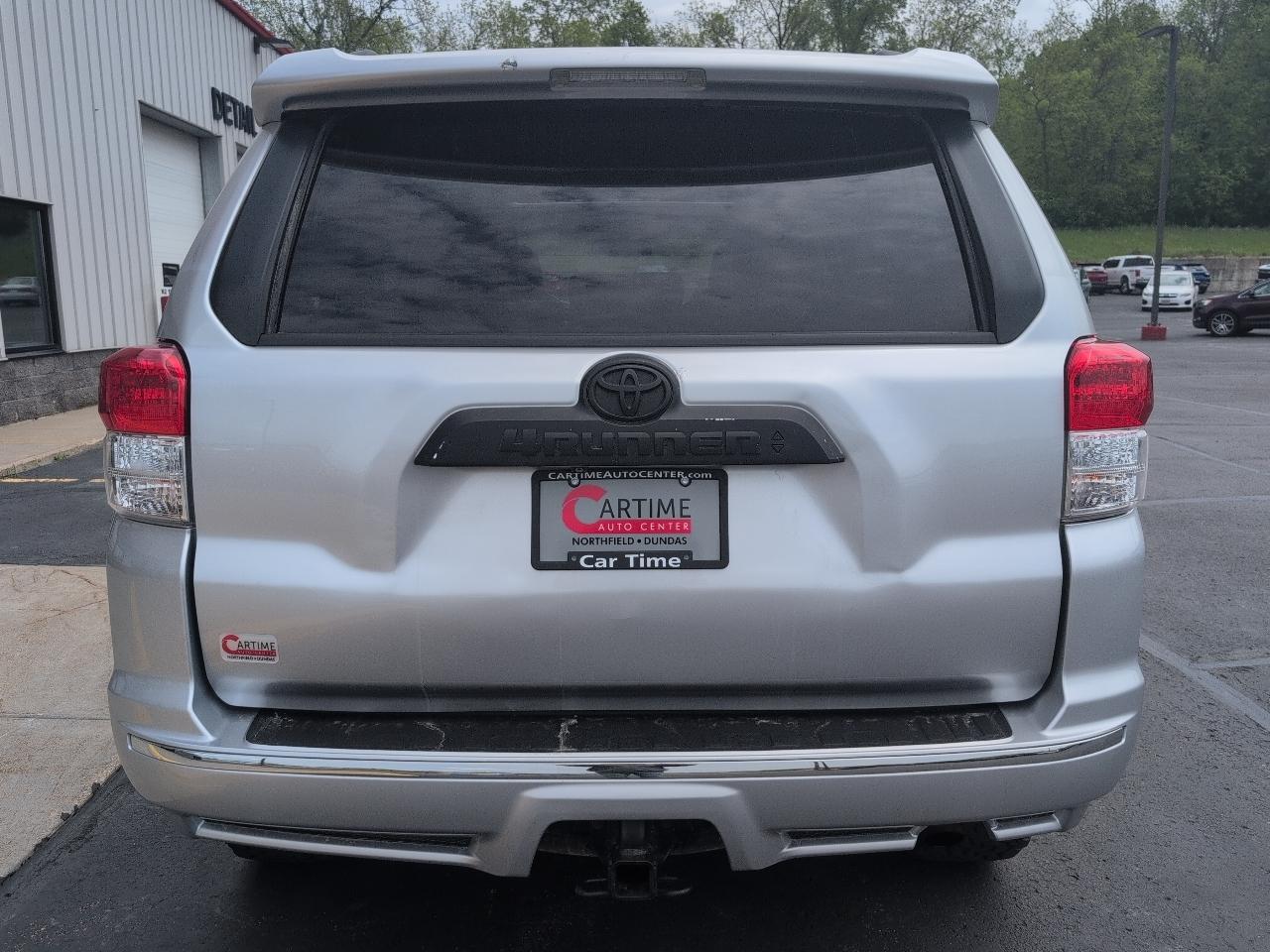 Toyota 4Runner Limited V6 4WD 2013