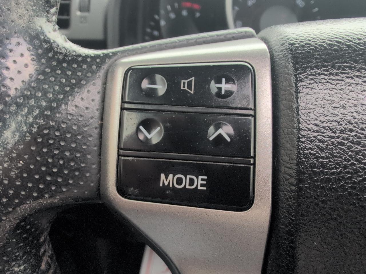 Toyota 4Runner Limited V6 4WD 2013