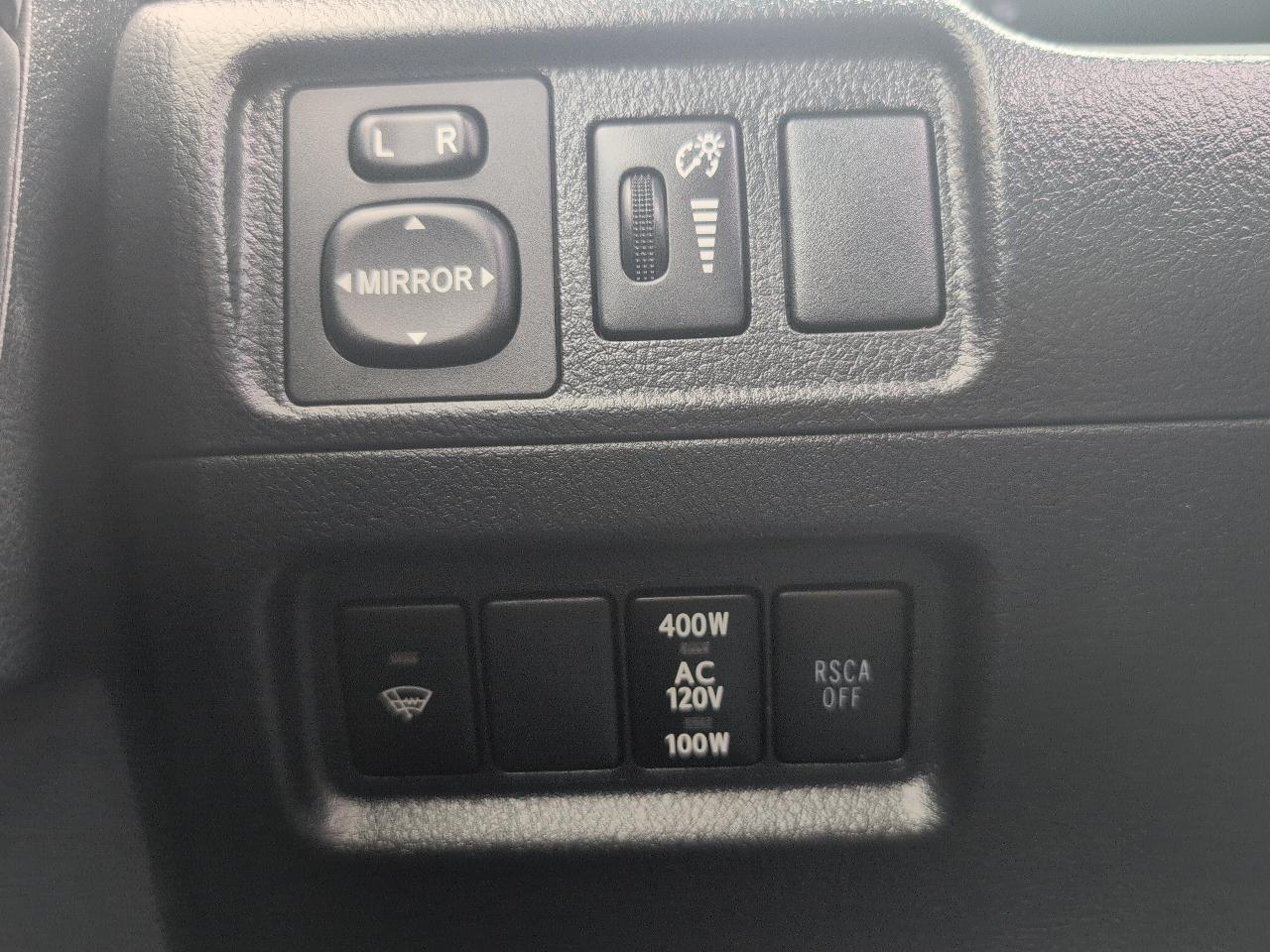 Toyota 4Runner Limited V6 4WD 2013