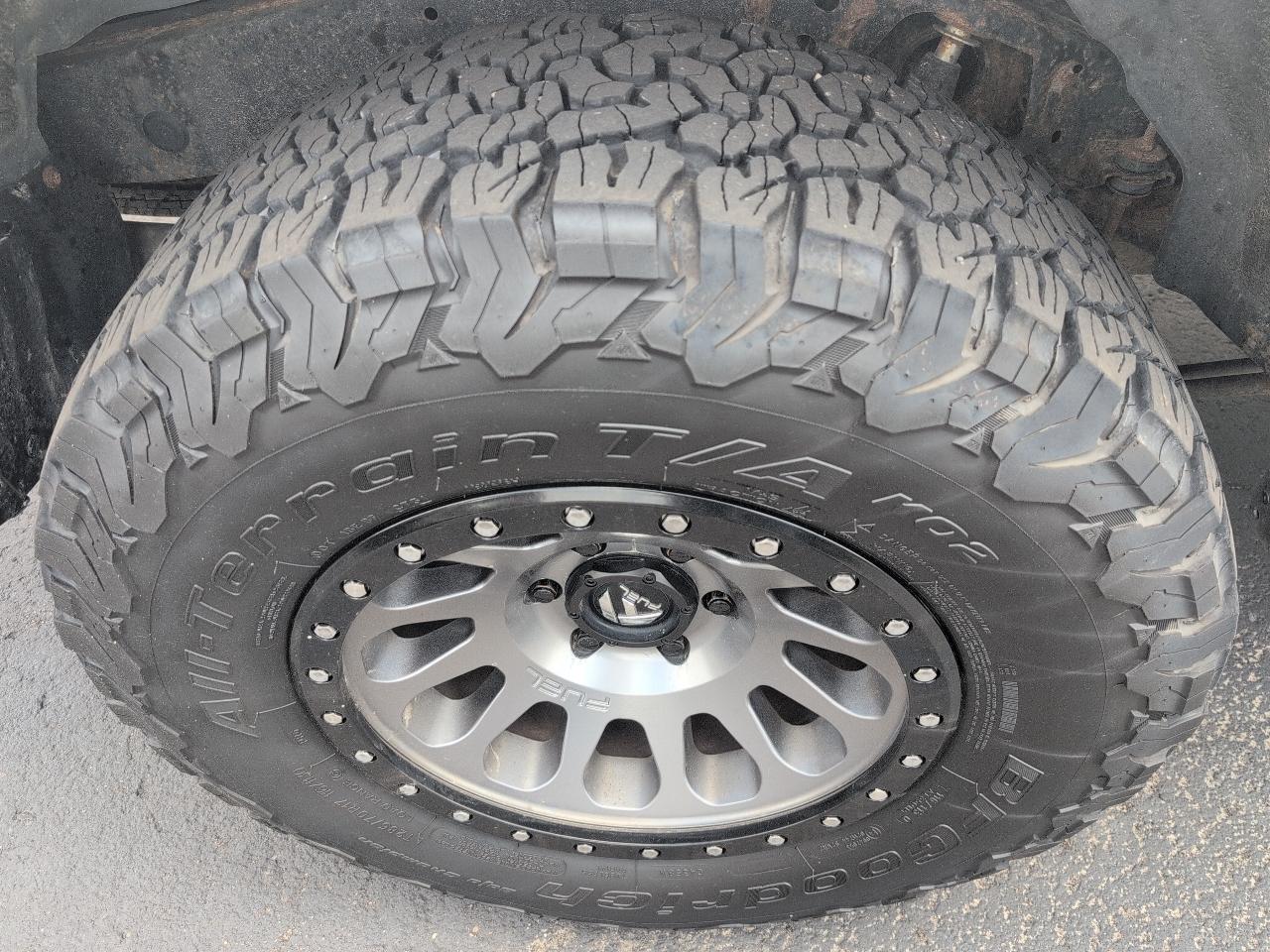 Toyota 4Runner Limited V6 4WD 2013