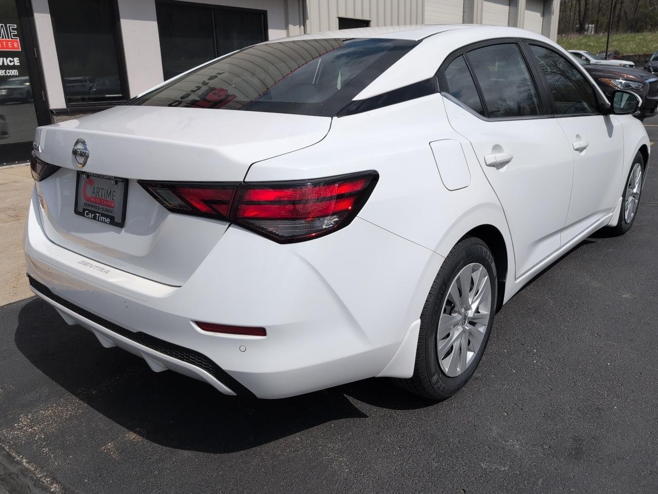 Nissan Sentra S 2022