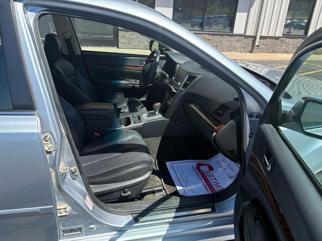 Subaru Legacy 2.5i Limited 2013
