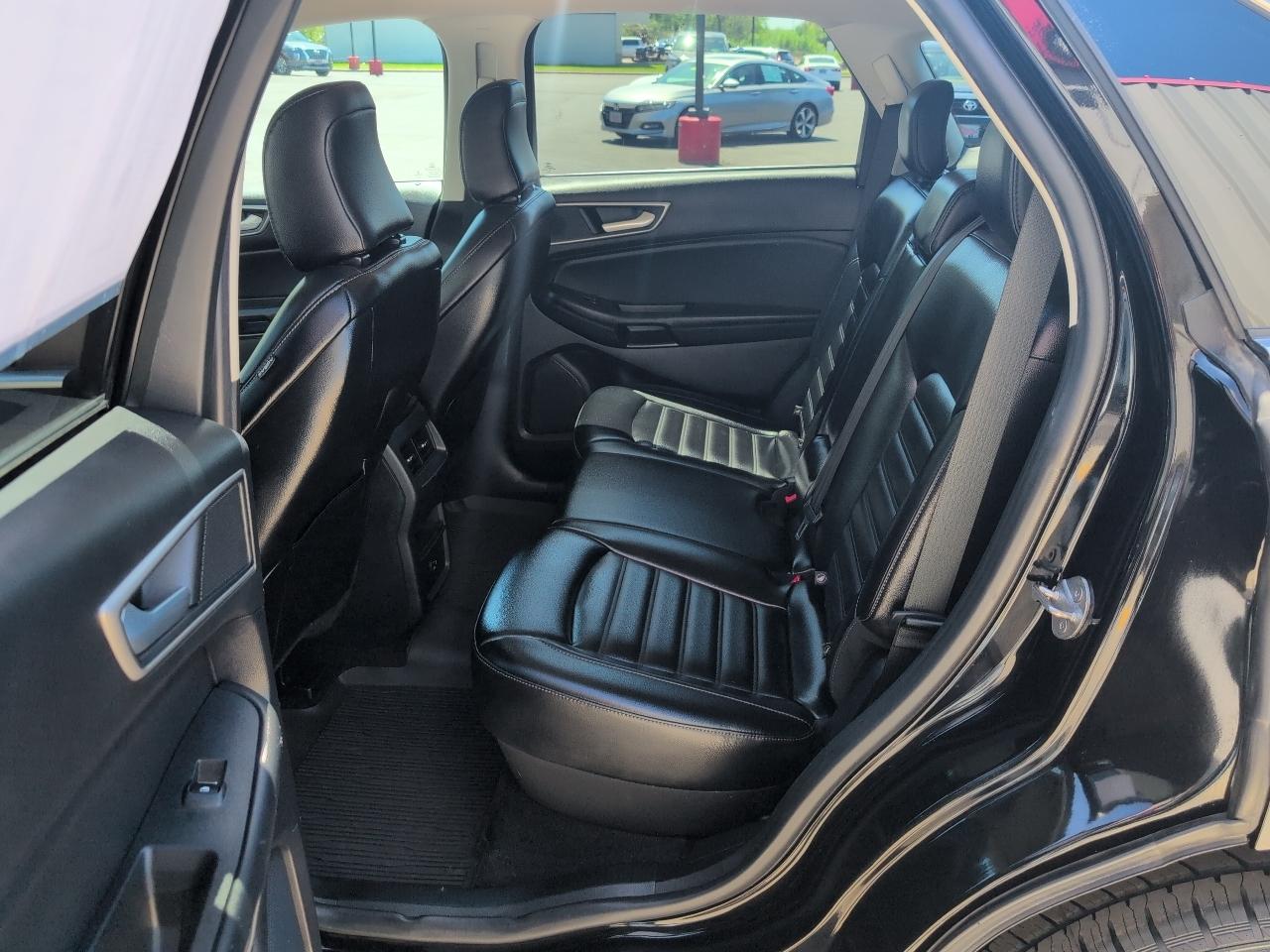 Ford Edge SEL AWD 2021