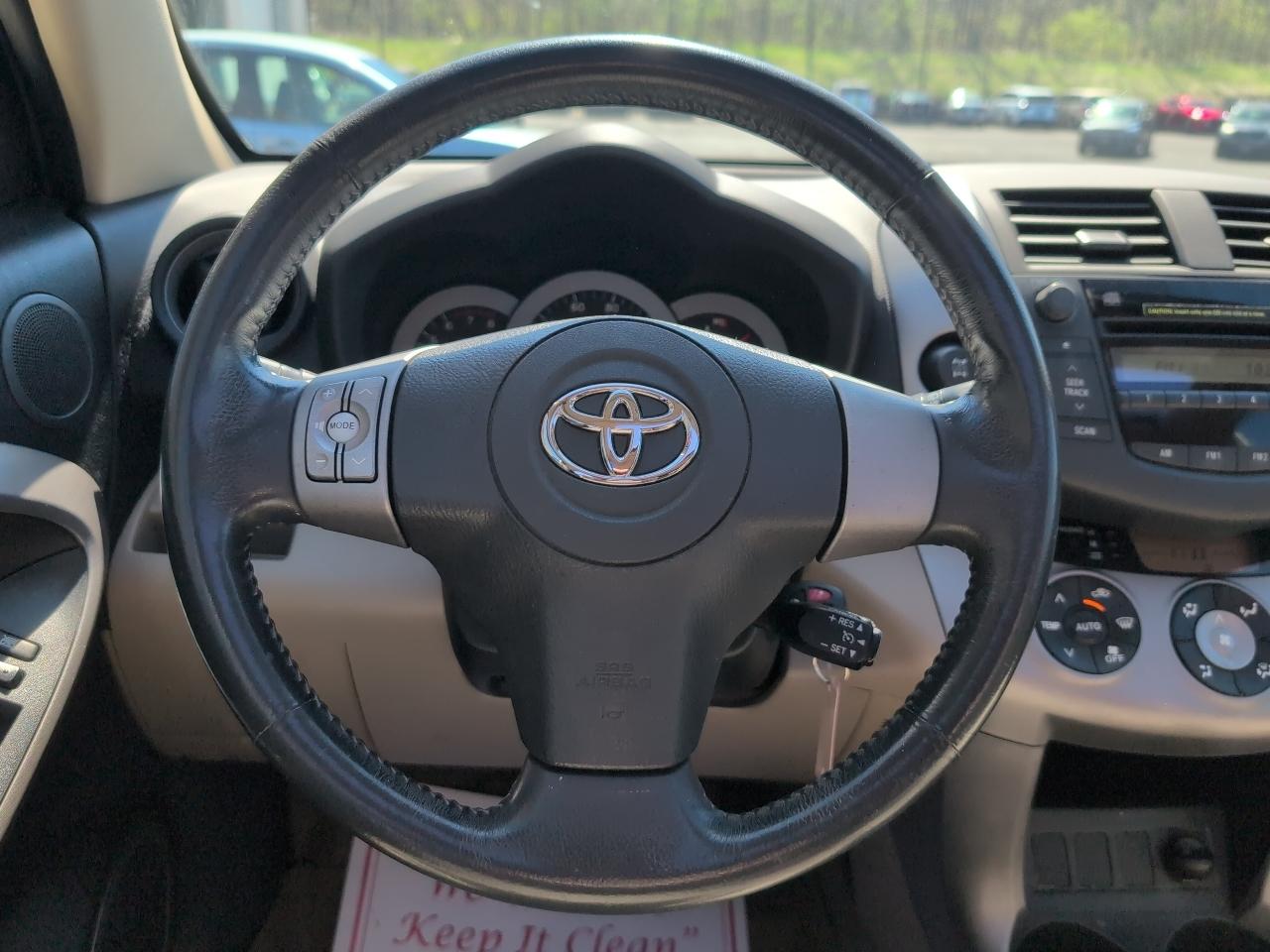 Toyota RAV4 Limited I4 4WD 2007