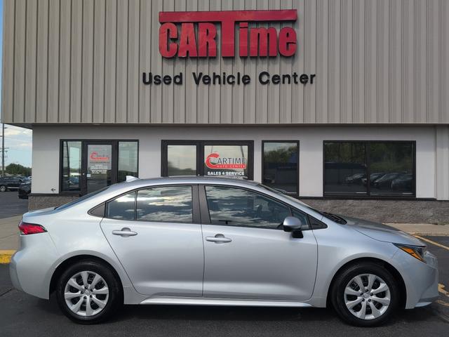 Silver 2022 Toyota Corolla LE FWD Sedan Front-Wheel Drive Automatic