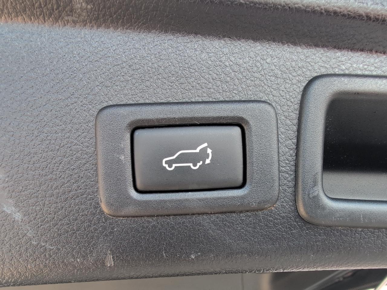 Subaru Forester 2.0XT Touring 2014