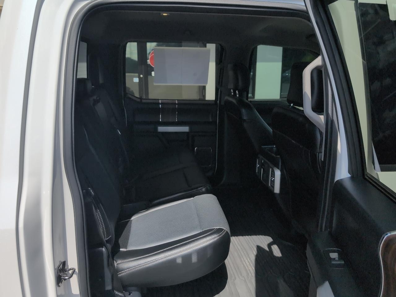 Ford F-150 Lariat SuperCrew 5.5-ft. Bed 4WD 2016