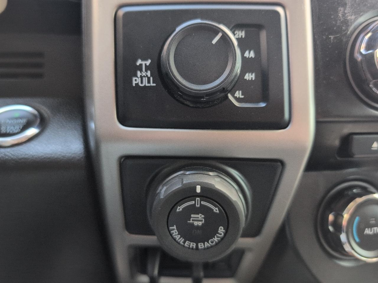 Ford F-150 Lariat SuperCrew 5.5-ft. Bed 4WD 2016