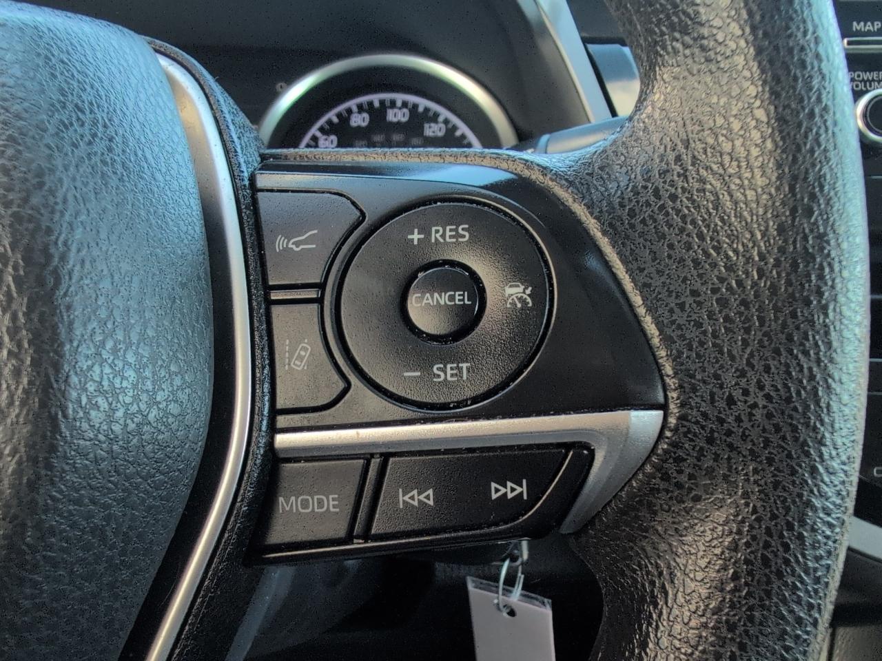 Toyota Camry LE AWD 2021