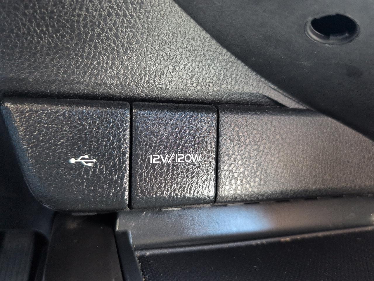 Toyota Camry LE AWD 2021