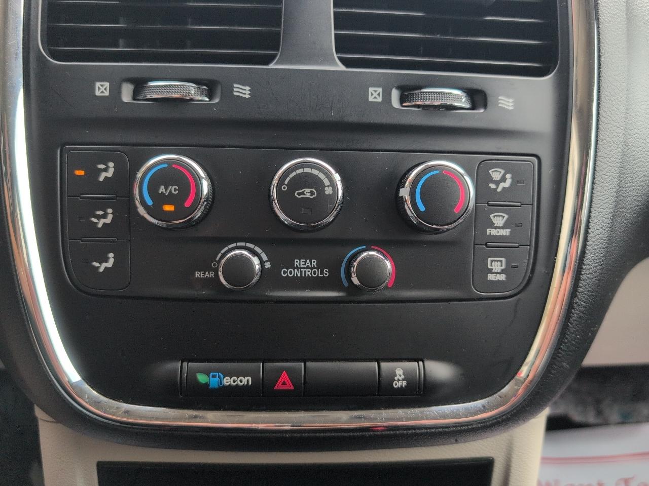 Dodge Grand Caravan SE 2019