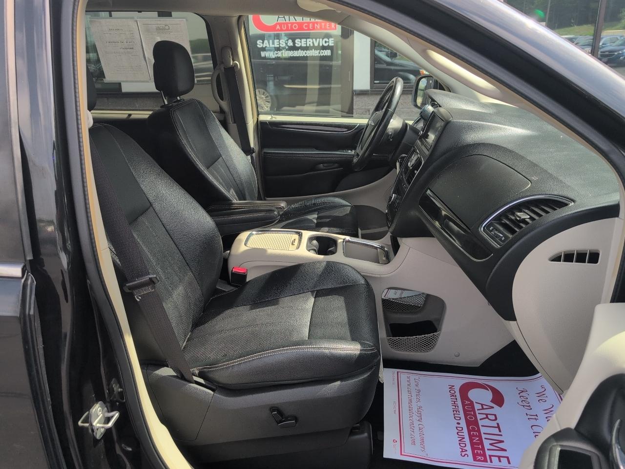 Chrysler Town & Country  2016