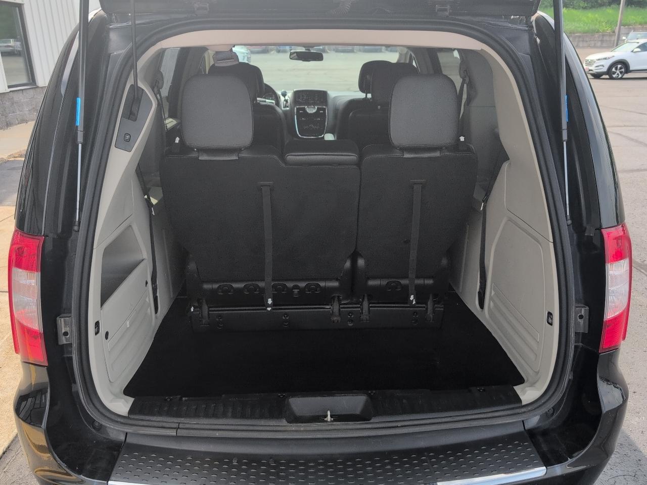 Chrysler Town & Country  2016