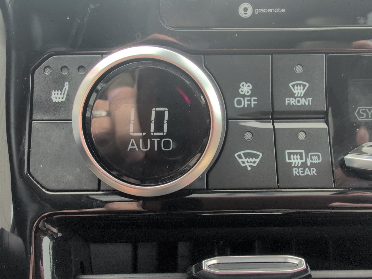 Toyota Highlander XLE AWD V6 2021