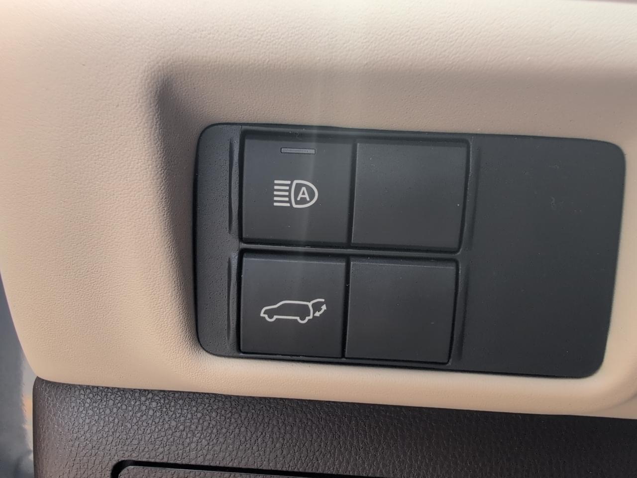 Toyota Highlander XLE AWD V6 2021