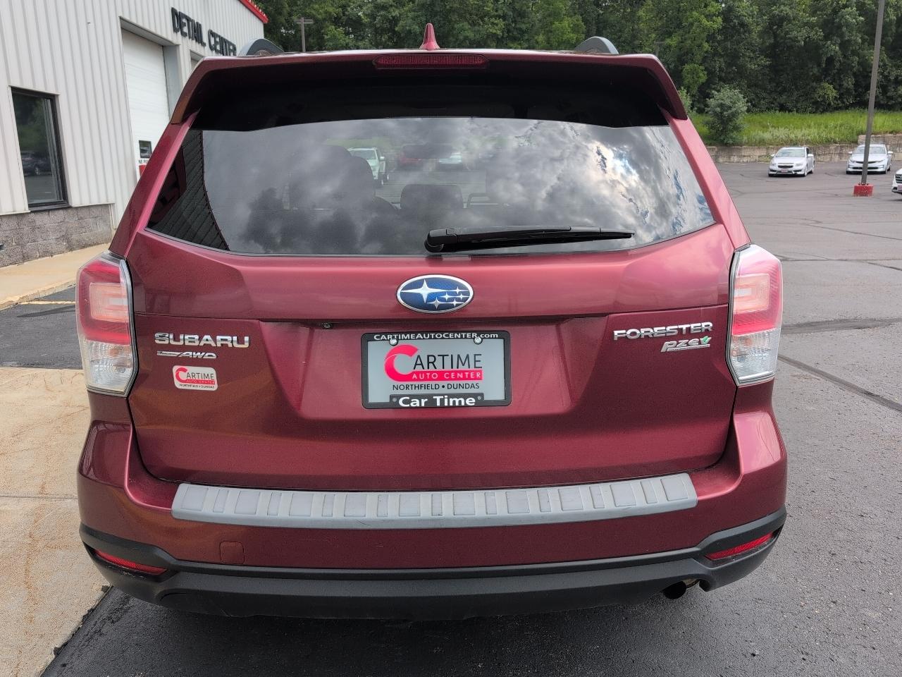 Subaru Forester 2.5i Premium PZEV CVT 2017