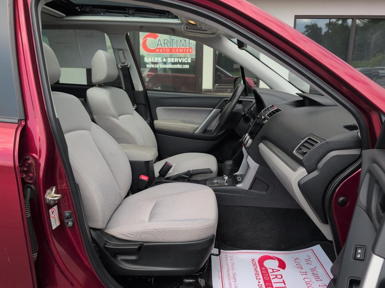 Subaru Forester 2.5i Premium PZEV CVT 2017