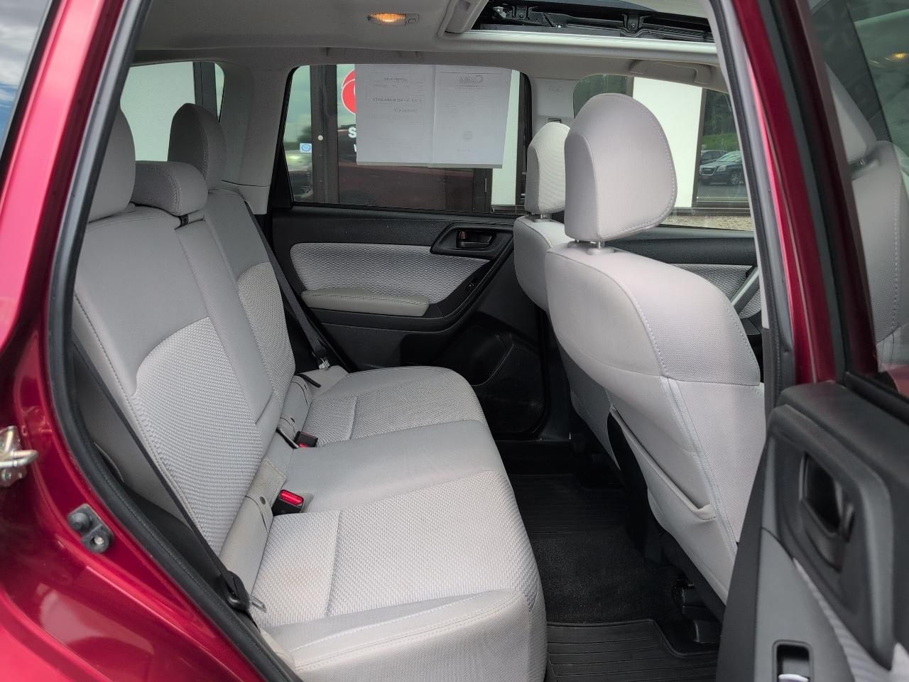 Subaru Forester 2.5i Premium PZEV CVT 2017