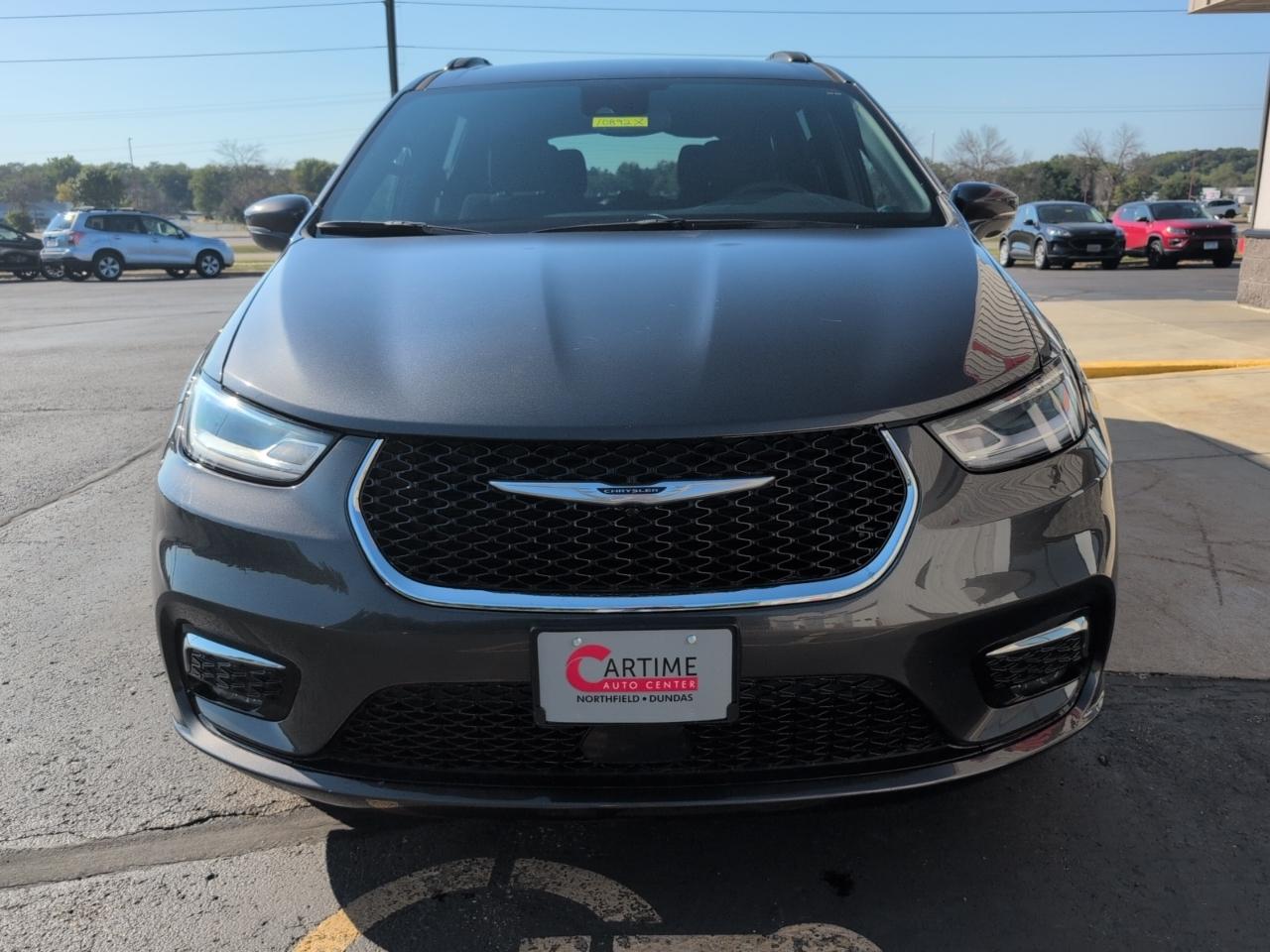 Chrysler Pacifica Touring AWD 2022