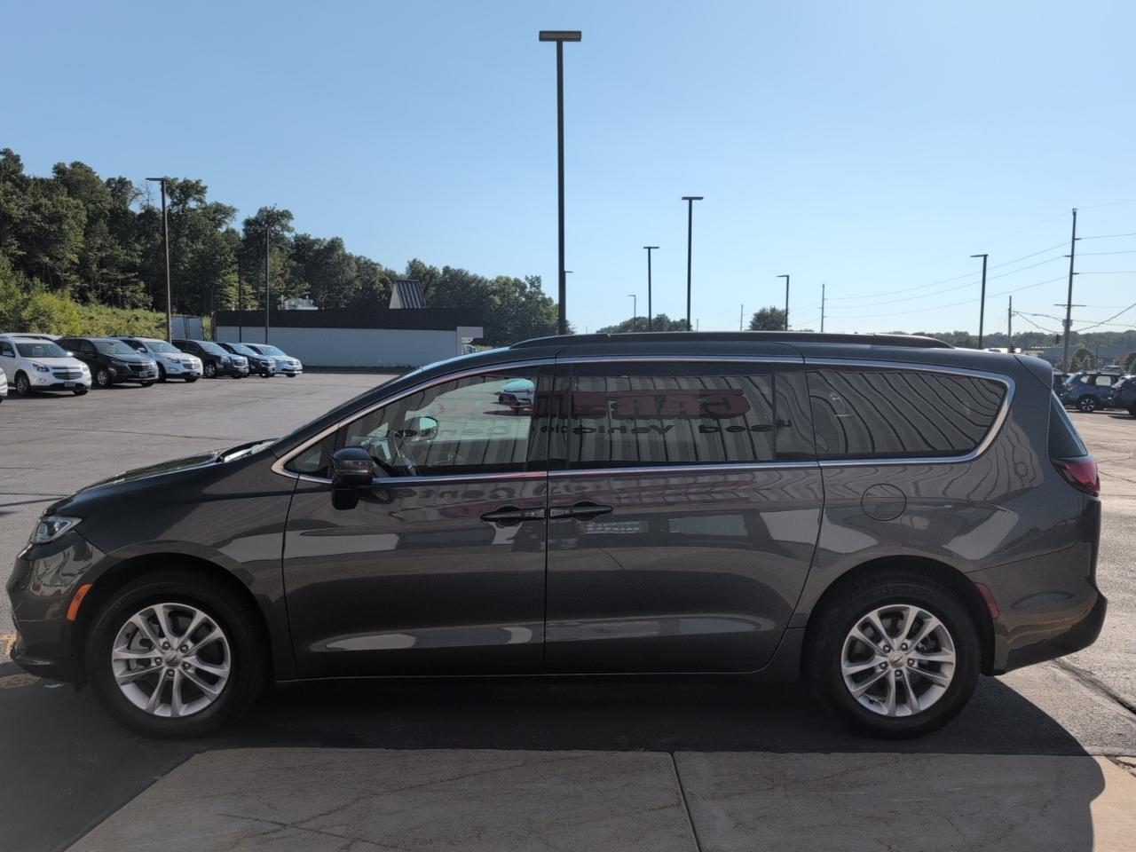 Chrysler Pacifica Touring AWD 2022