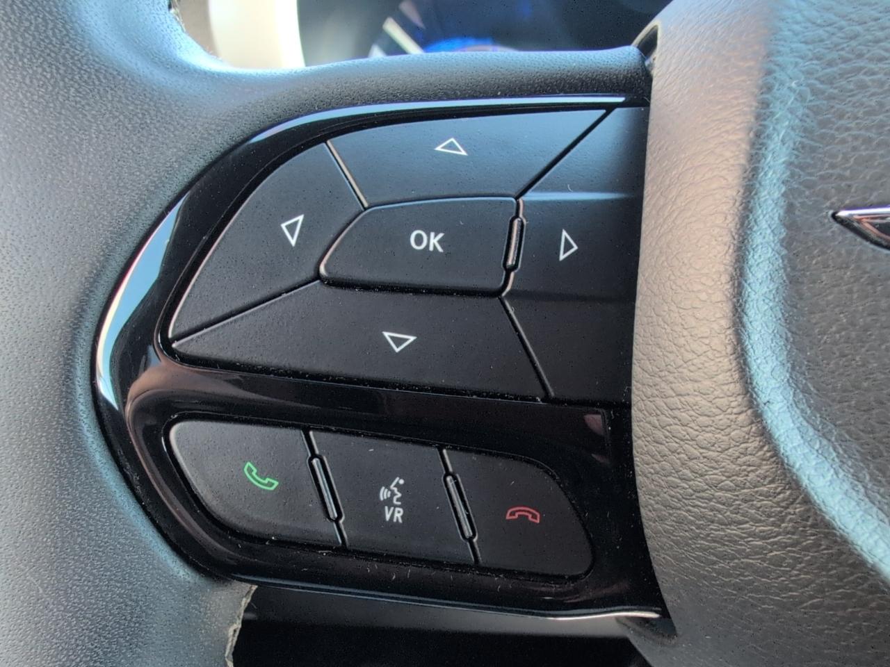 Chrysler Pacifica Touring AWD 2022