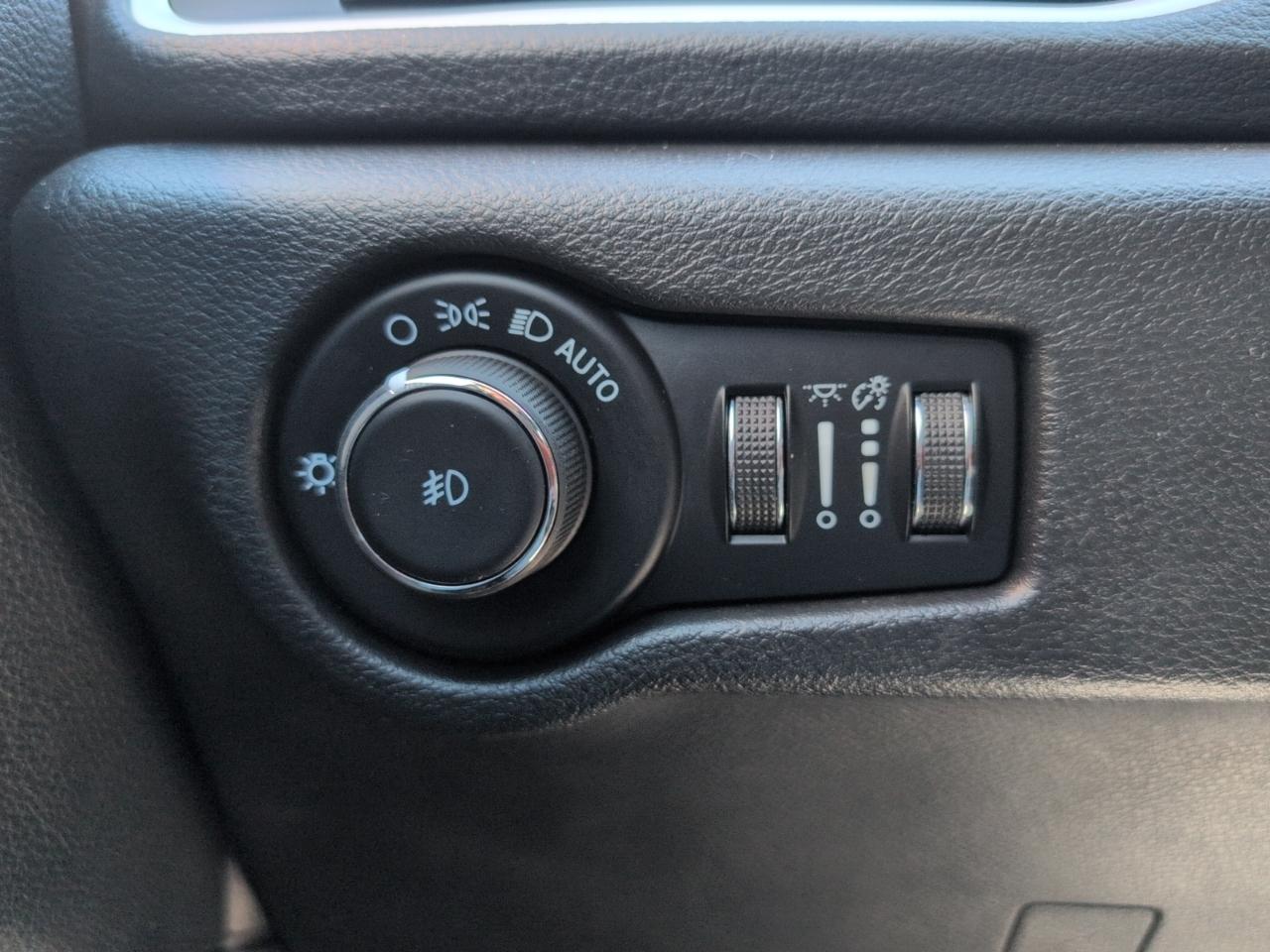Chrysler Pacifica Touring AWD 2022